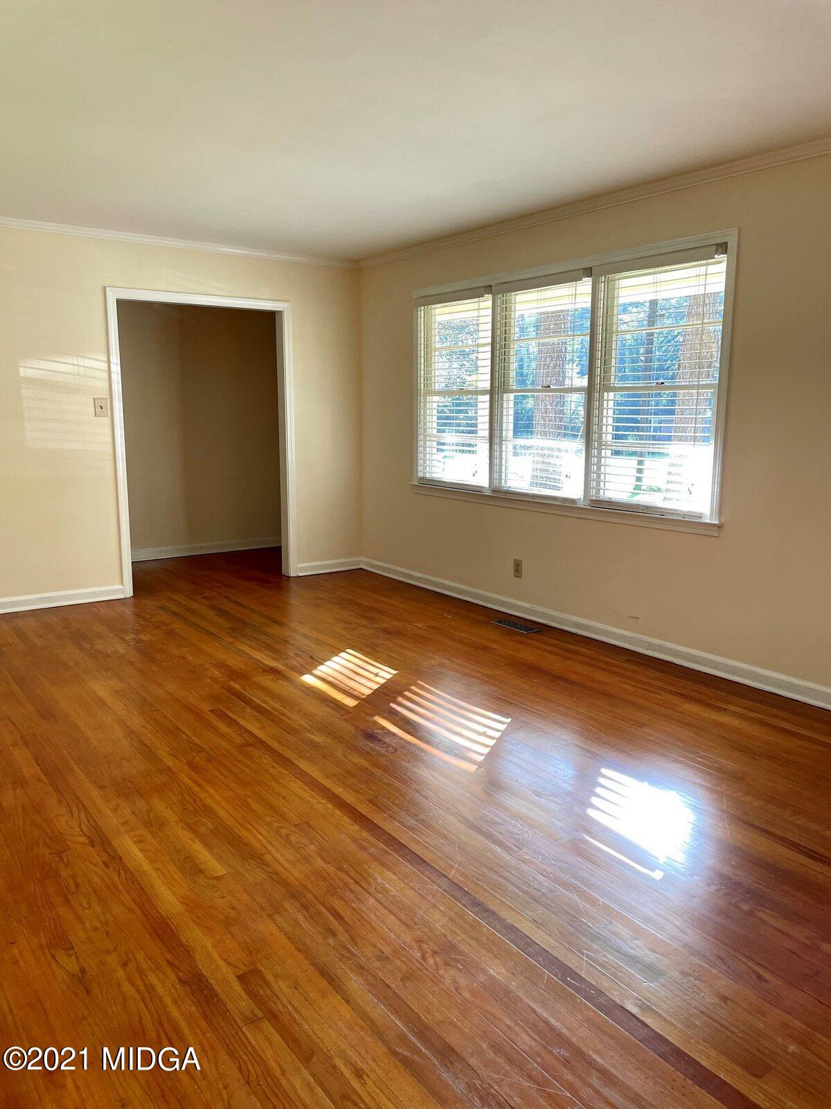 1038 Newport Road Macon, GA 31210 - Photo 5 of 23 4