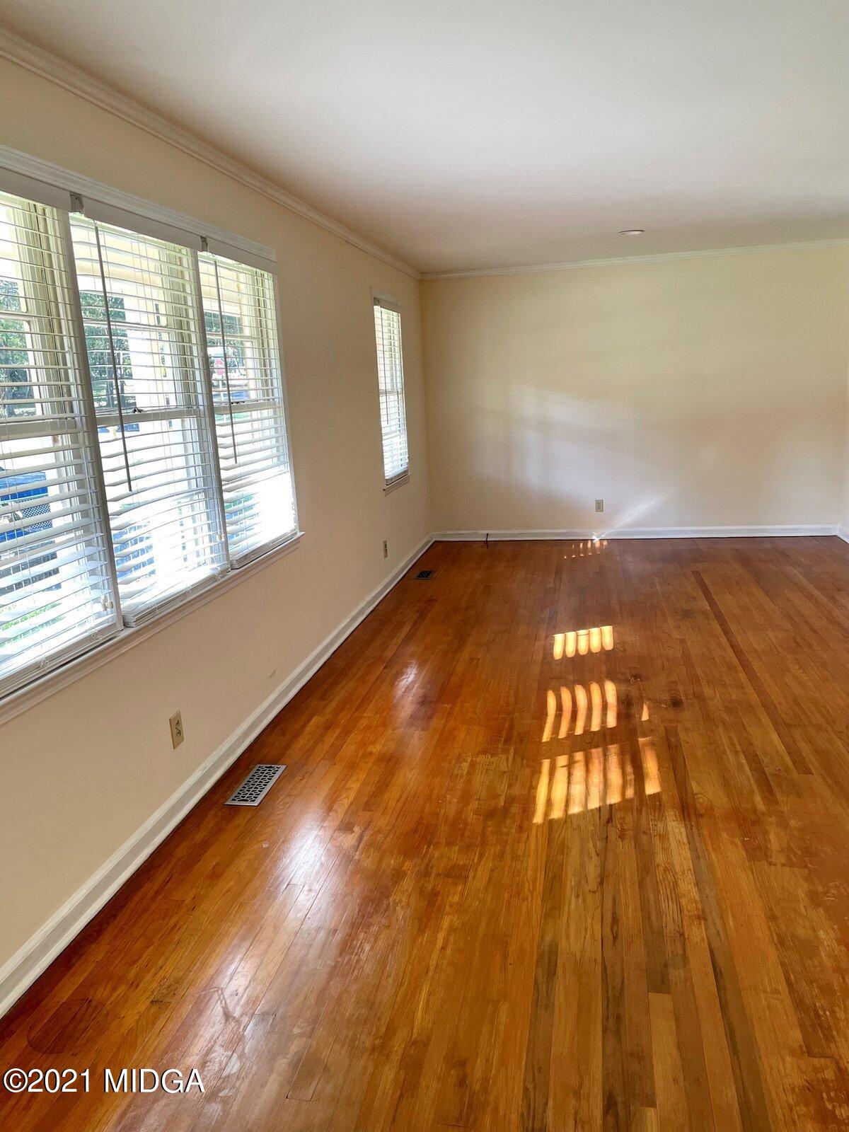 1038 Newport Road Macon, GA 31210 - Photo 6 of 23 6