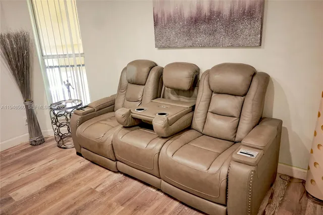 $2,600 | 7610 Westwood Drive, Unit 128, Tamarac, FL 33321