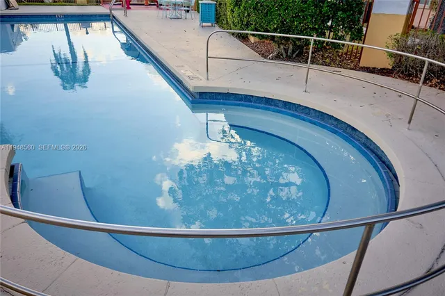 $2,600 | 7610 Westwood Drive, Unit 128, Tamarac, FL 33321