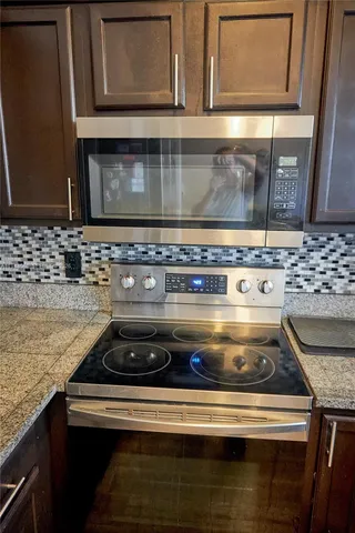 $2,600 | 7610 Westwood Drive, Unit 128, Tamarac, FL 33321