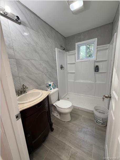 82 High Rock Road West Coxsackie, NY 12192 - Photo 14 of 23 a bathroom with a sink a toilet and shower