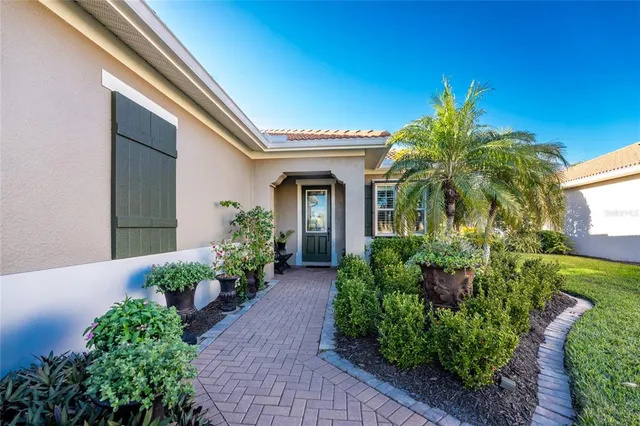 $645,000 | 130 Palazzo Court, North Venice, FL 34275