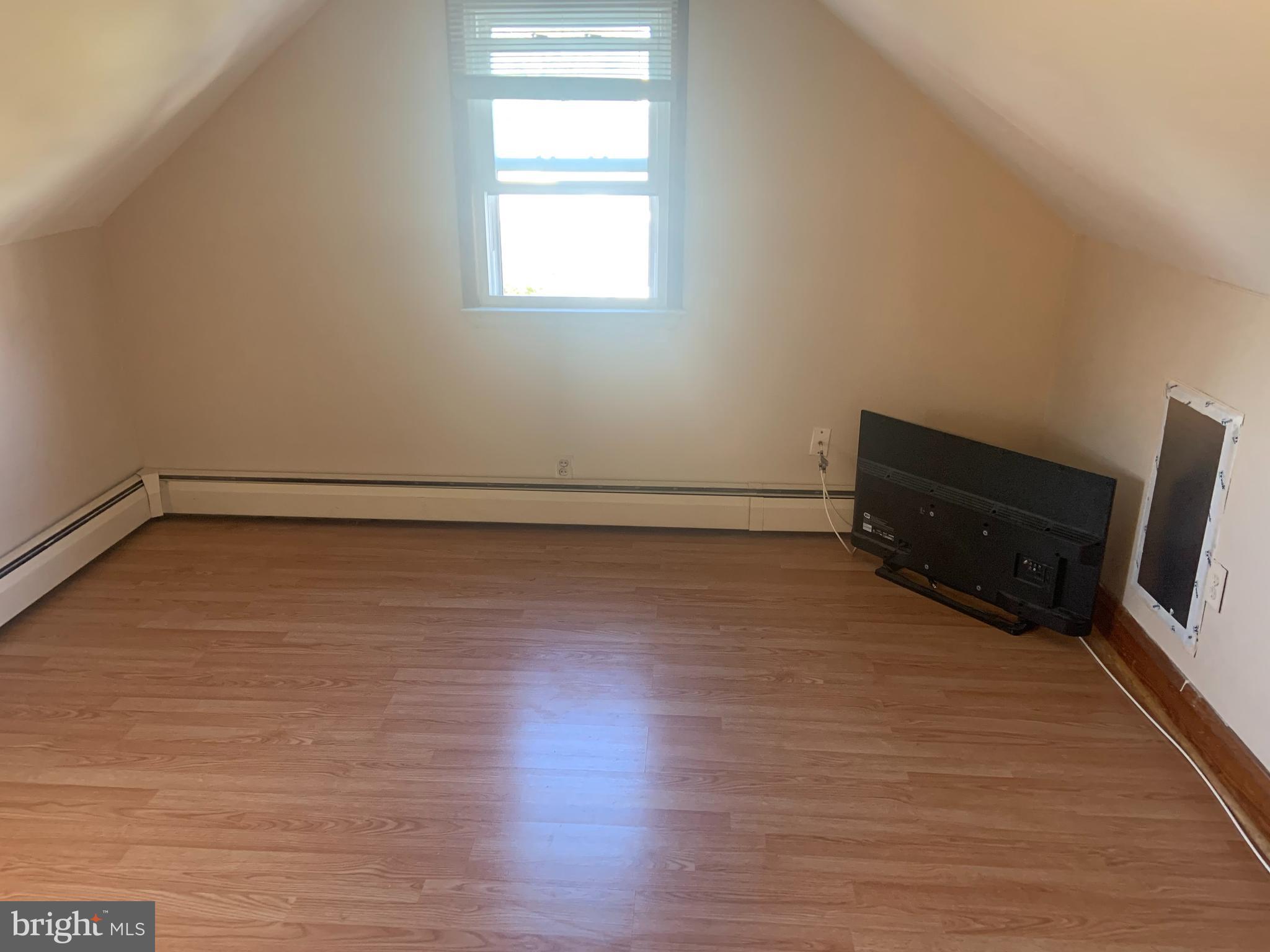 127 Roland Road Pasadena, MD 21122 - Photo 23 of 40 Gallery Image 23