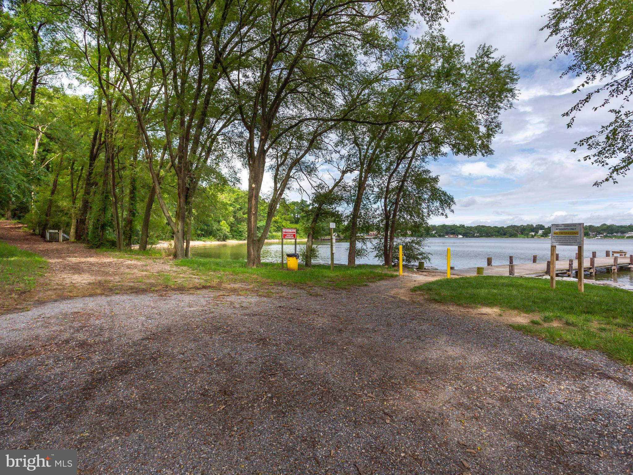 127 Roland Road Pasadena, MD 21122 - Photo 34 of 40 Gallery Image 34