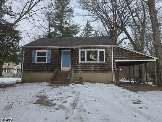$3,400 | 42 Madison Street, Pequannock, NJ 07440