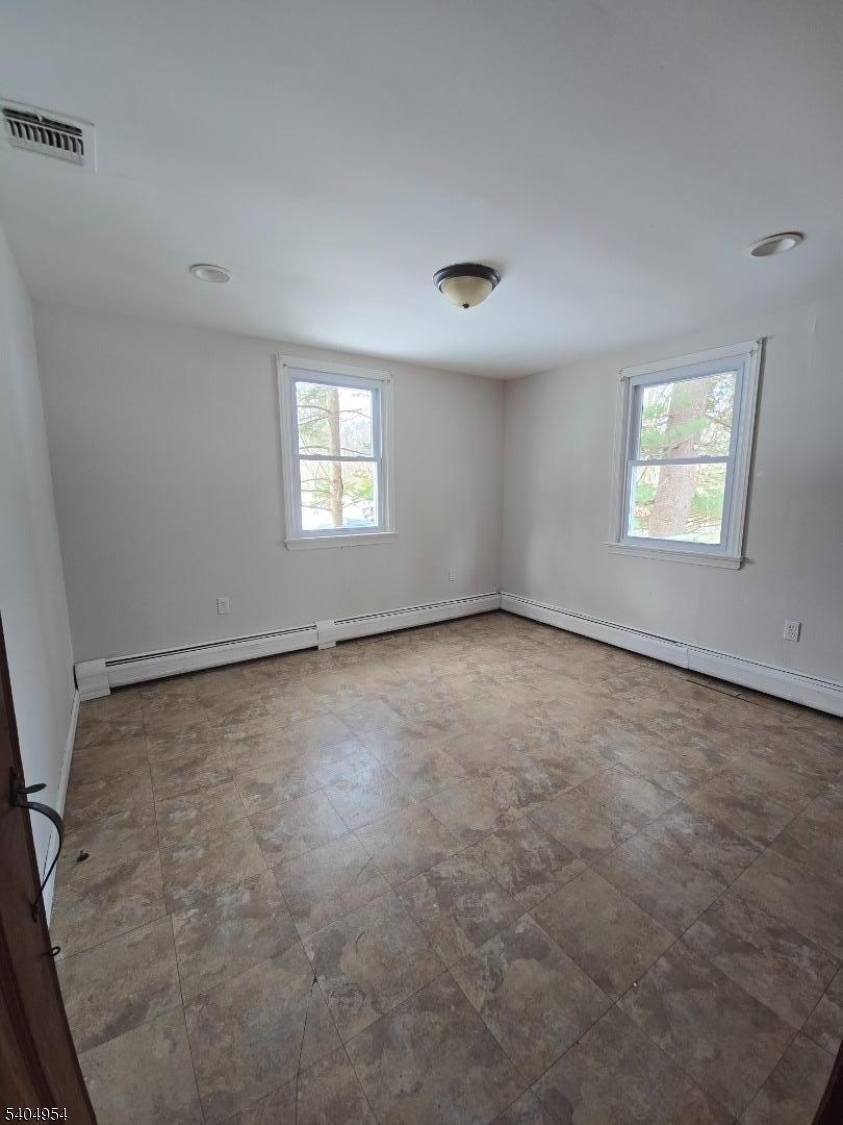 42 Madison Street Pequannock, NJ 07440 - Photo 7 of 16