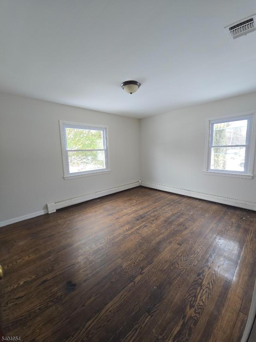 42 Madison Street Pequannock, NJ 07440 - Photo 9 of 16