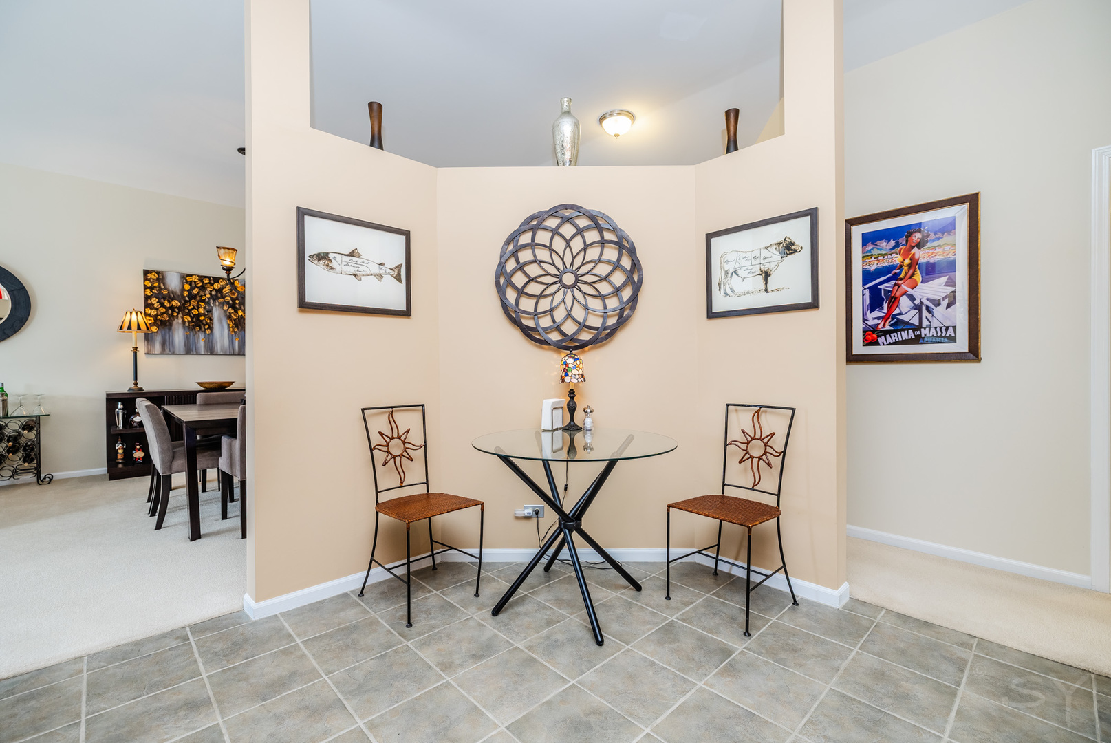 274 Wildspring Court Itasca, IL 60143 - Photo 20 of 42 a view of a dinning room with furniture and a table