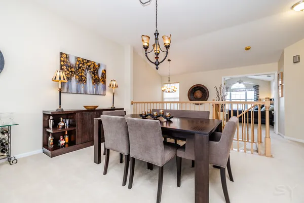 $350,000 | 274 Wildspring Court, Itasca, IL 60143