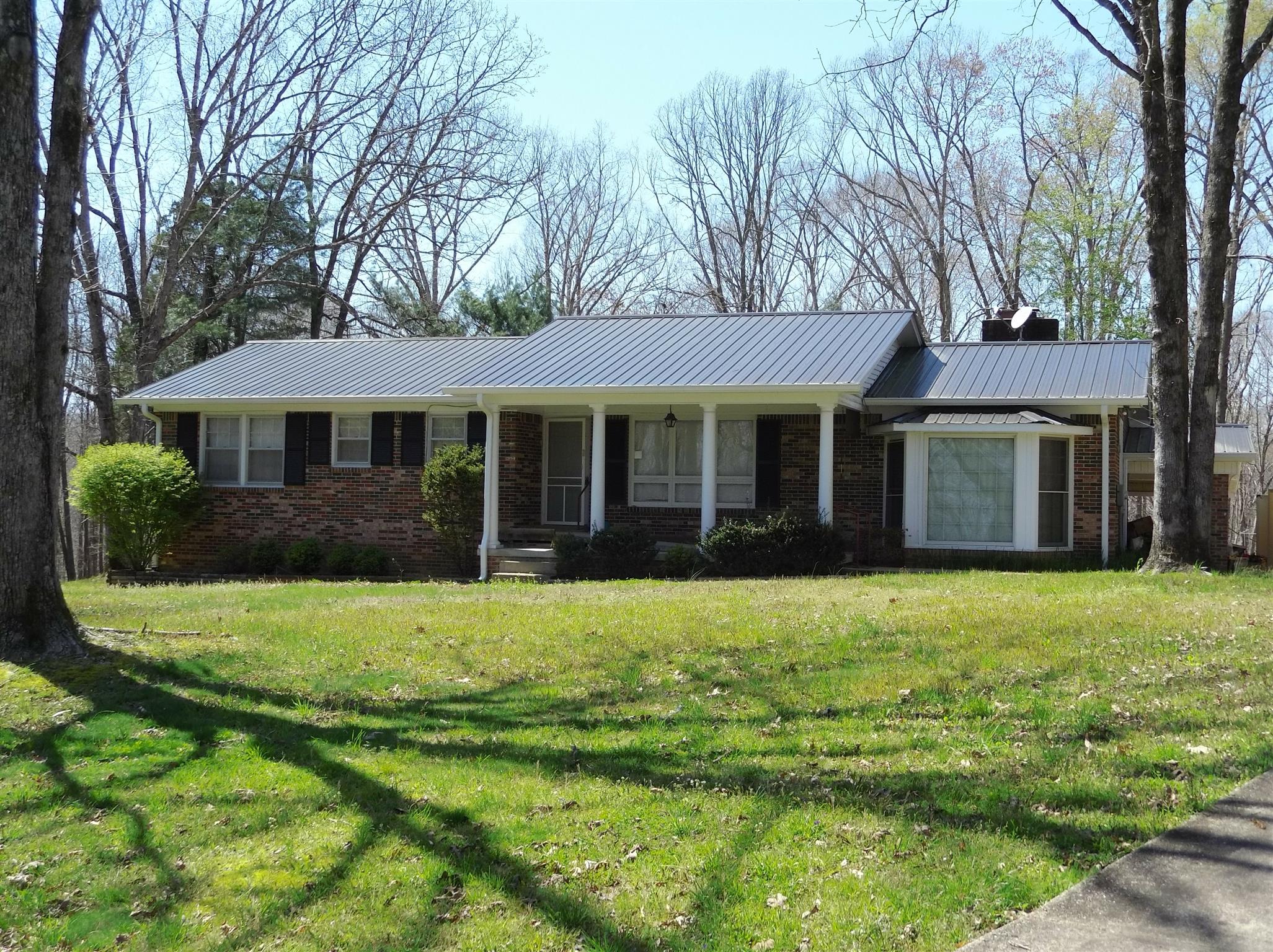 1252 East Grinders Switch Road Centerville, TN 37033 - Photo 1 of 12 Gallery Image 1