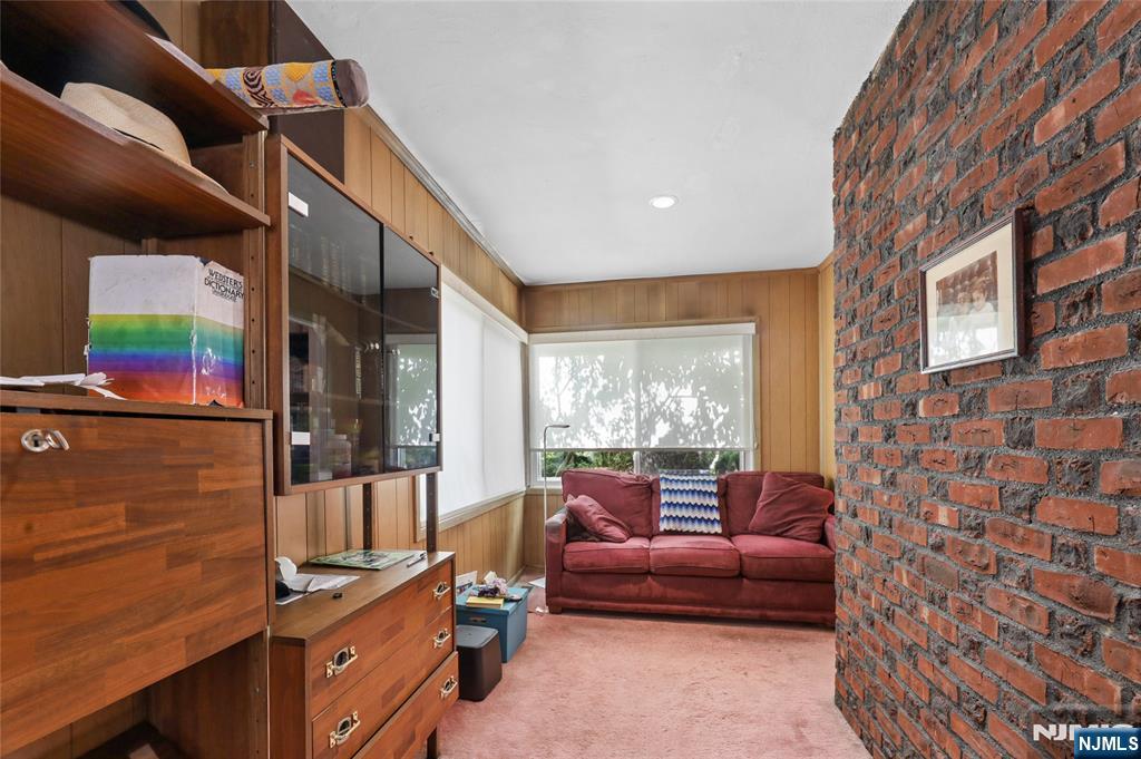 936 Red Road Teaneck, NJ 07666 - Photo 19 of 38