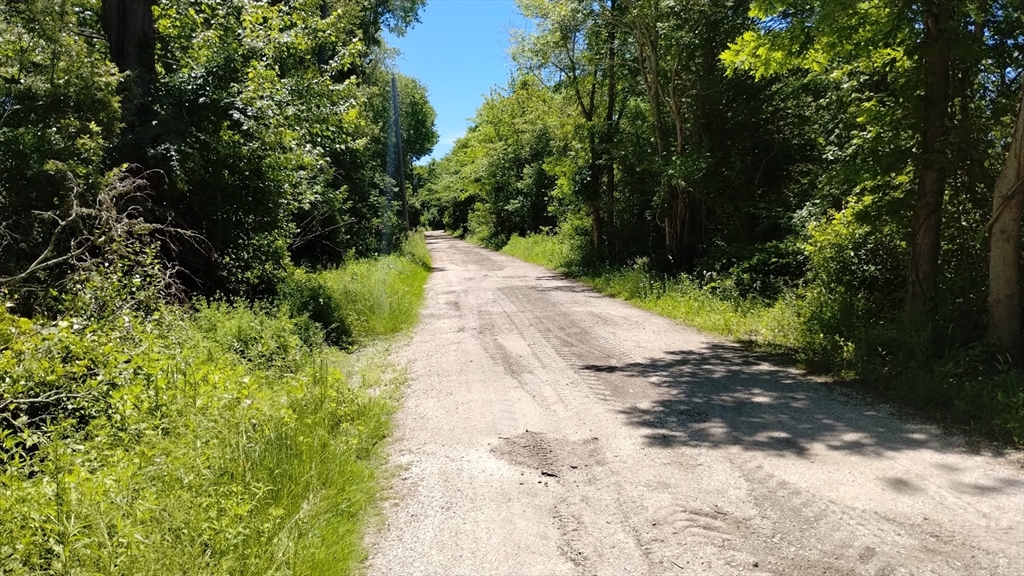 218 American Legion Highway Westport, MA 02790 - Photo 3 of 5