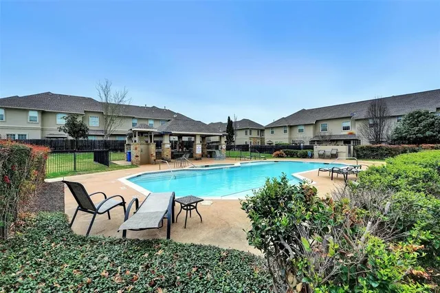$269,000 | 1101 East Parmer Lane, Unit 305, Austin, TX 78753