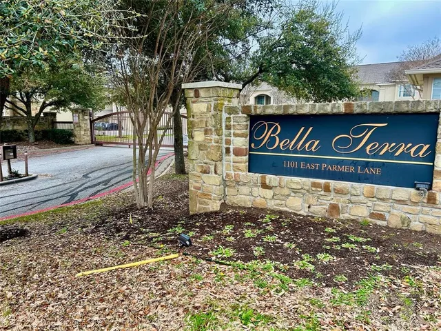 $269,000 | 1101 East Parmer Lane, Unit 305, Austin, TX 78753