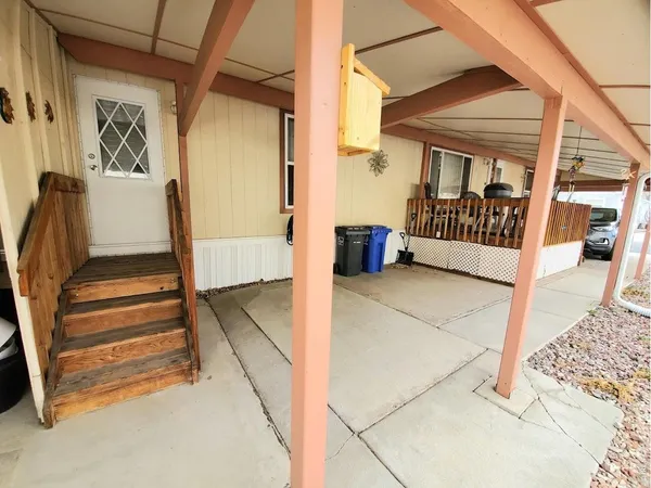 a view of a storage & utility room
