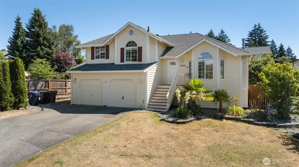 $615,000 | 3701 Browns Point Boulevard, Tacoma, WA 98422