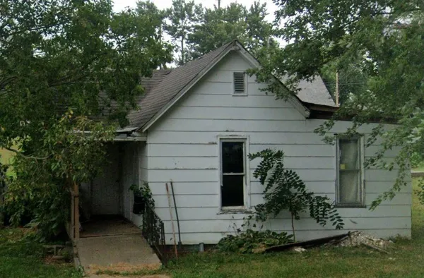 $15,000 | 409 Chestnut Street, Tarkio, MO 64491