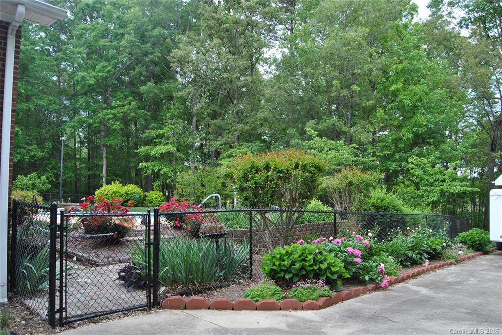 1285 Dorchester Road Gastonia, NC 28056 - Photo 13 of 16 Gallery Image 13