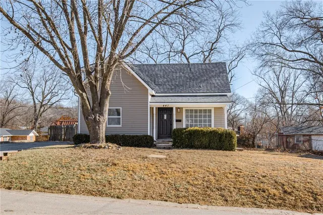 $230,000 | 447 Sheidley Avenue, Bonner Springs, KS 66012