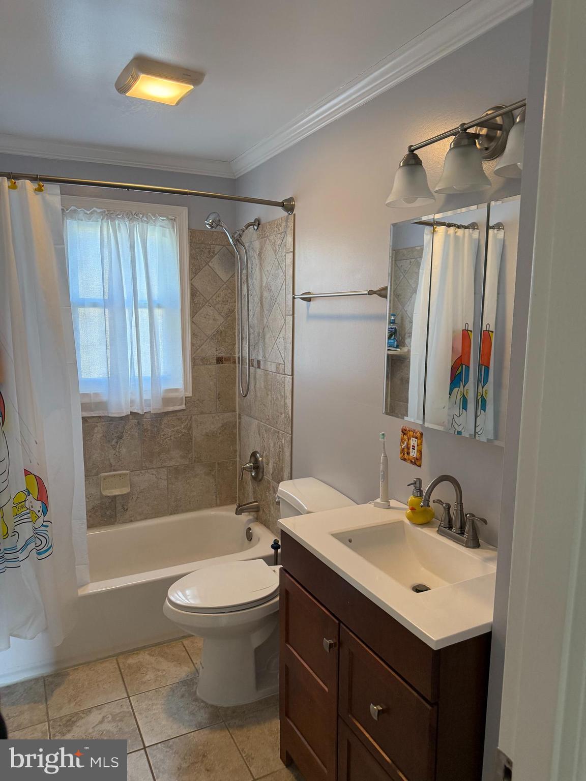 322 Cheddington Road Linthicum Heights, MD 21090 - Photo 3 of 40