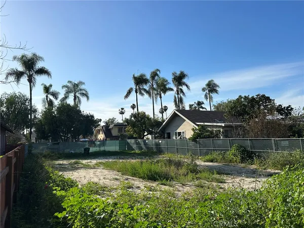 $499,900 | 618 North Zeyn Street, Anaheim, CA 92805