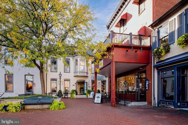 $429,990 | 1 Crosby Court, Gettysburg, PA 17325