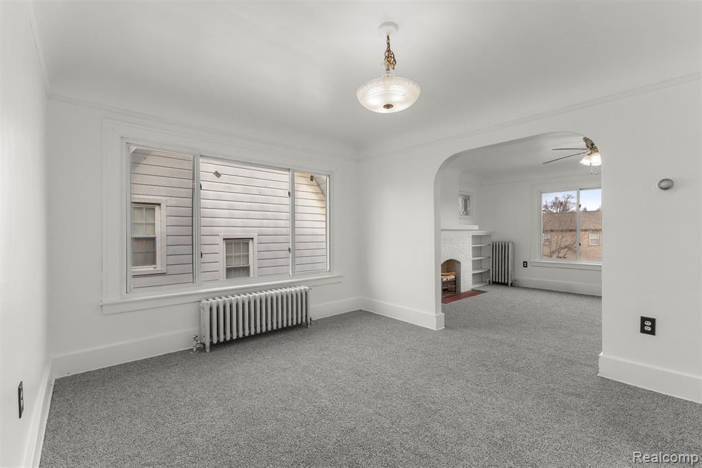 21551 Edison Street Dearborn, MI 48124 - Photo 11 of 29