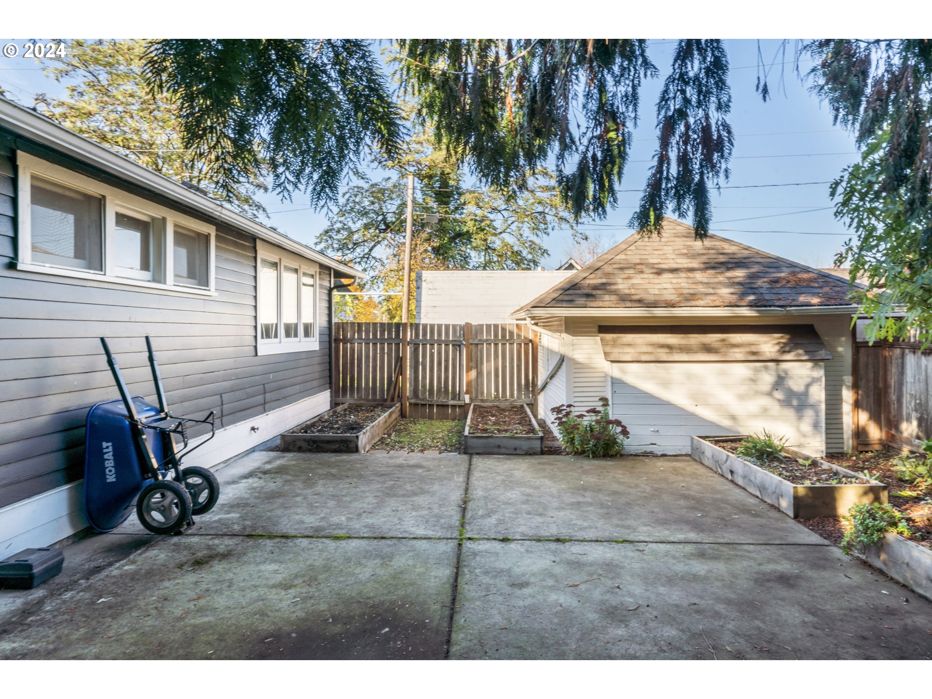 225 Calapooia Street Southwest Albany, OR 97321 - Photo 44 of 48 Gallery Image 44