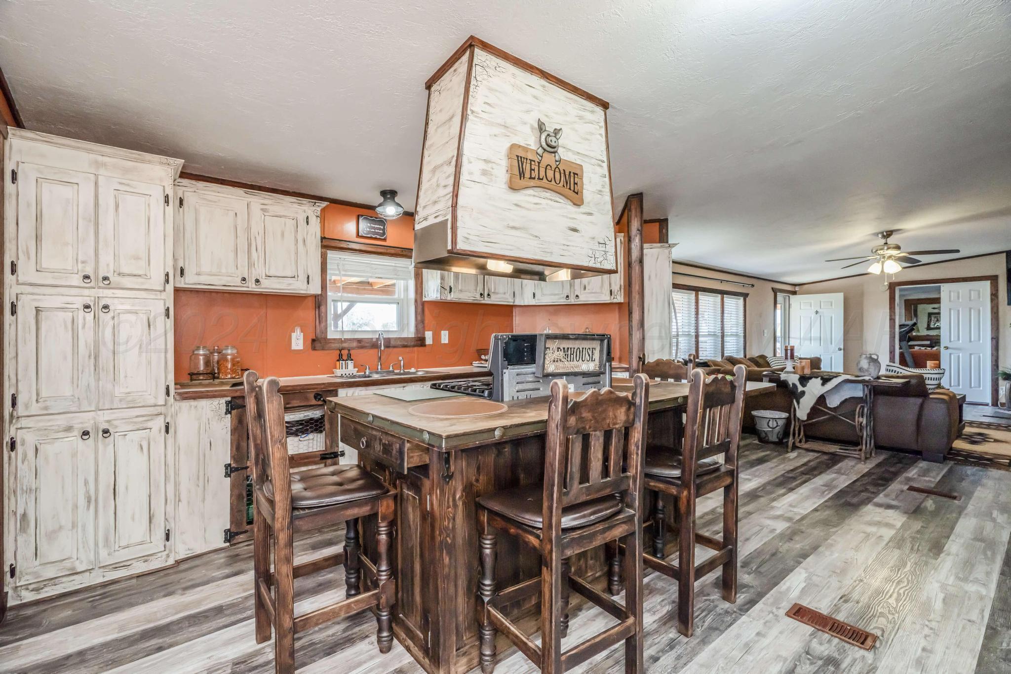 21601 Saddleback Drive Amarillo, TX 79010 - Photo 37 of 64 21601 Saddleback-26 KITCHEN
