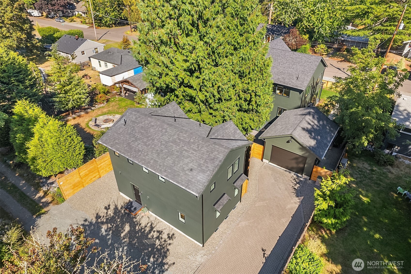 10421 41st Avenue Southwest, Unit B Seattle, WA 98146 - Photo 23 of 29