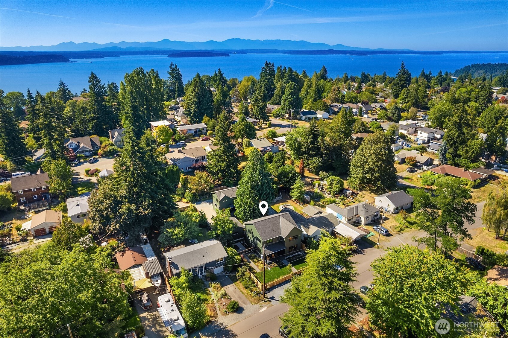 10421 41st Avenue Southwest, Unit B Seattle, WA 98146 - Photo 26 of 29