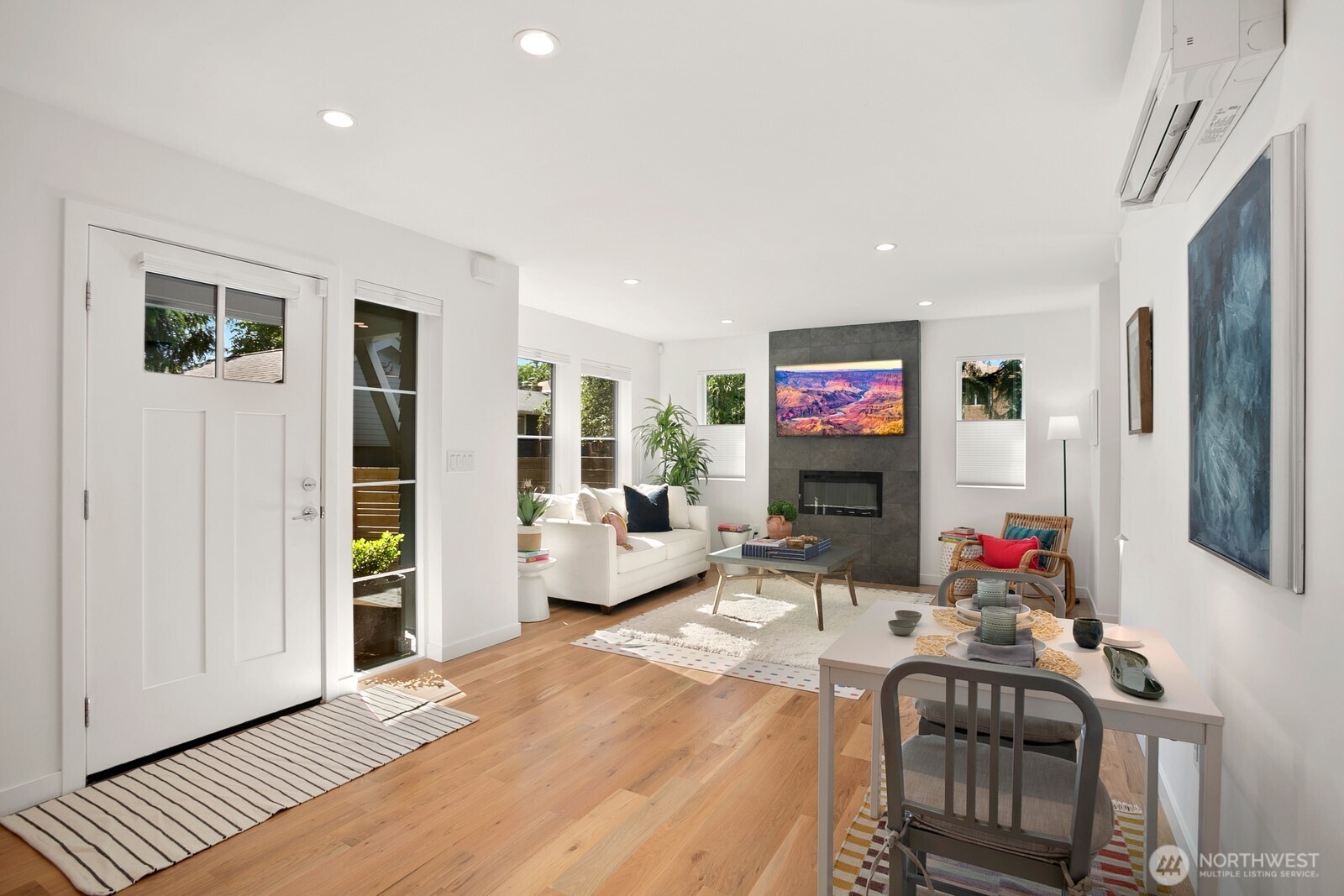 10421 41st Avenue Southwest, Unit B Seattle, WA 98146 - Photo 6 of 29