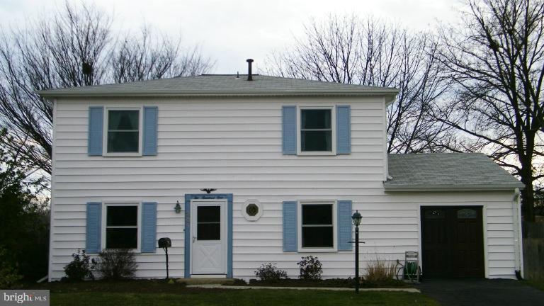 201 West Church Road Sterling, VA 20164 - Photo 17 of 17 Exterior (Front)