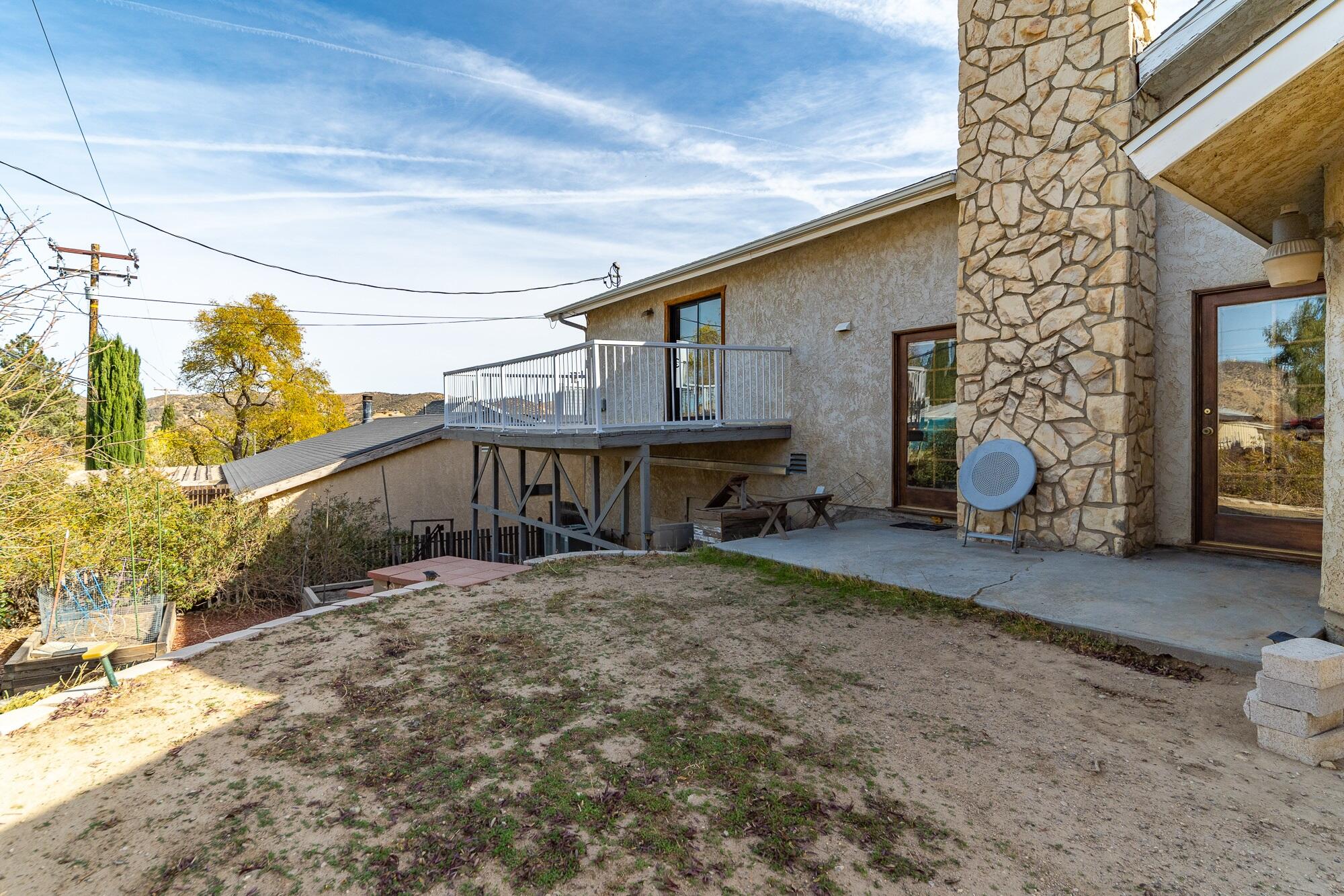 15035 Sandy Ridge Road Lake Elizabeth, CA 93532 - Photo 29 of 39 Backyard