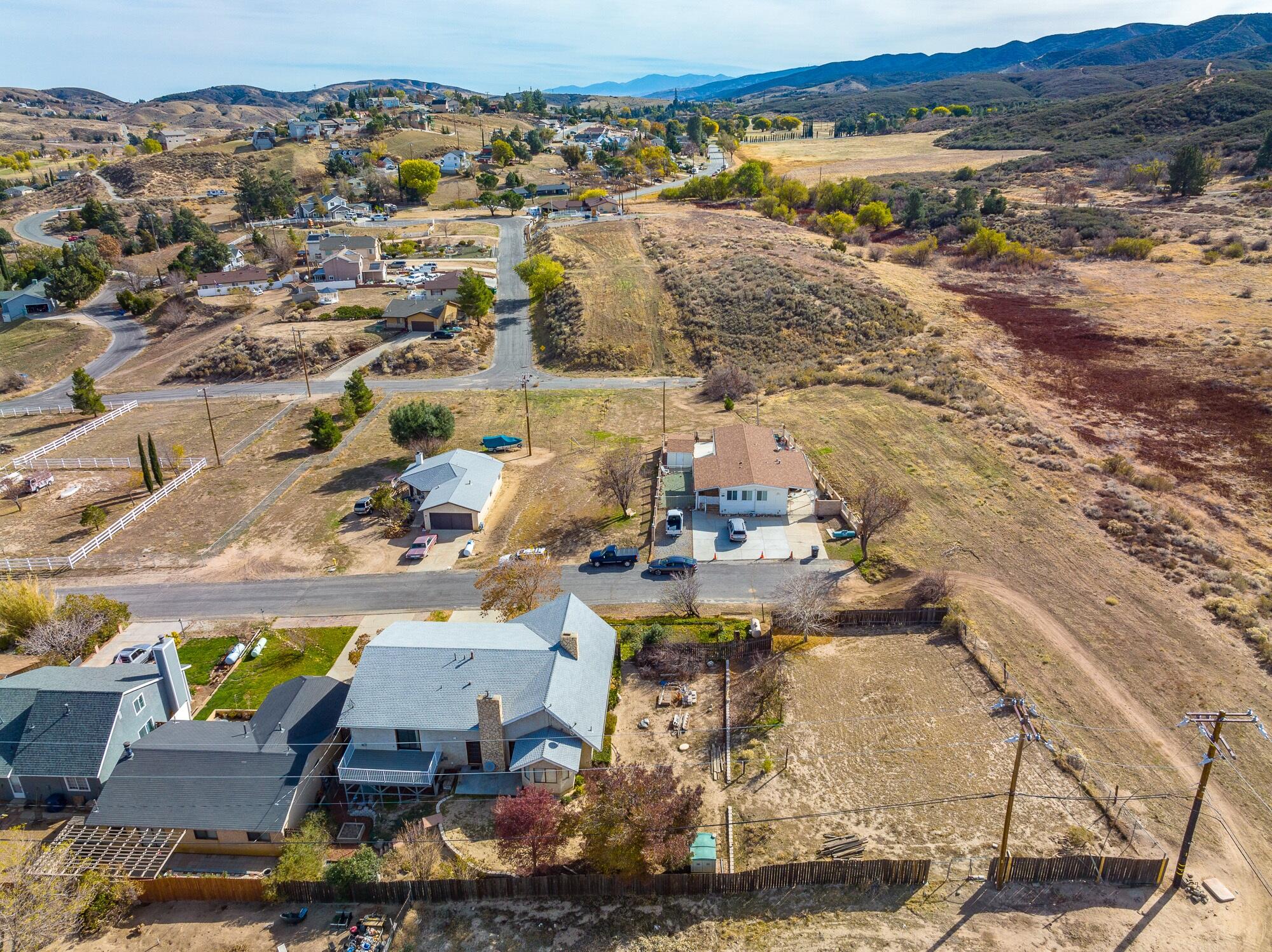 15035 Sandy Ridge Road Lake Elizabeth, CA 93532 - Photo 39 of 39 39 Aerial East