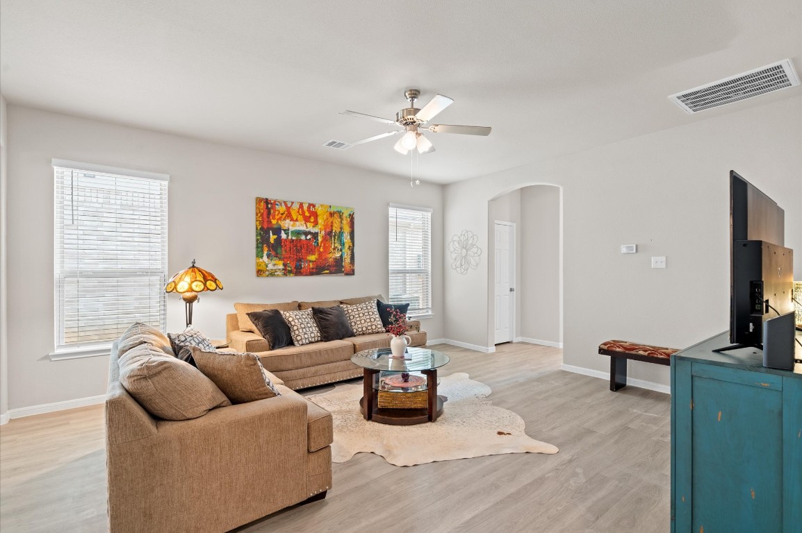 22650 Rosebush Hl Road Tomball, TX 77377 - Photo 5 of 22 living room area