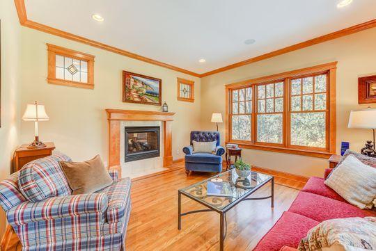 20625 Garden Road Shorewood, MN 55331 - Photo 6 of 49