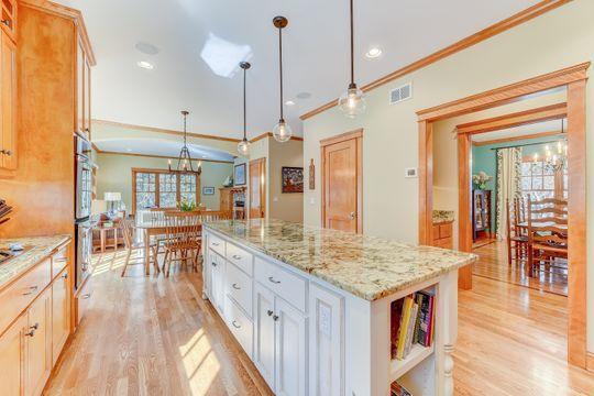 20625 Garden Road Shorewood, MN 55331 - Photo 9 of 49