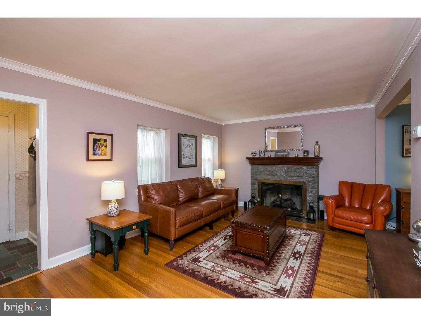 455 Old State Road Media, PA 19063 - Photo 13 of 25 Living Room