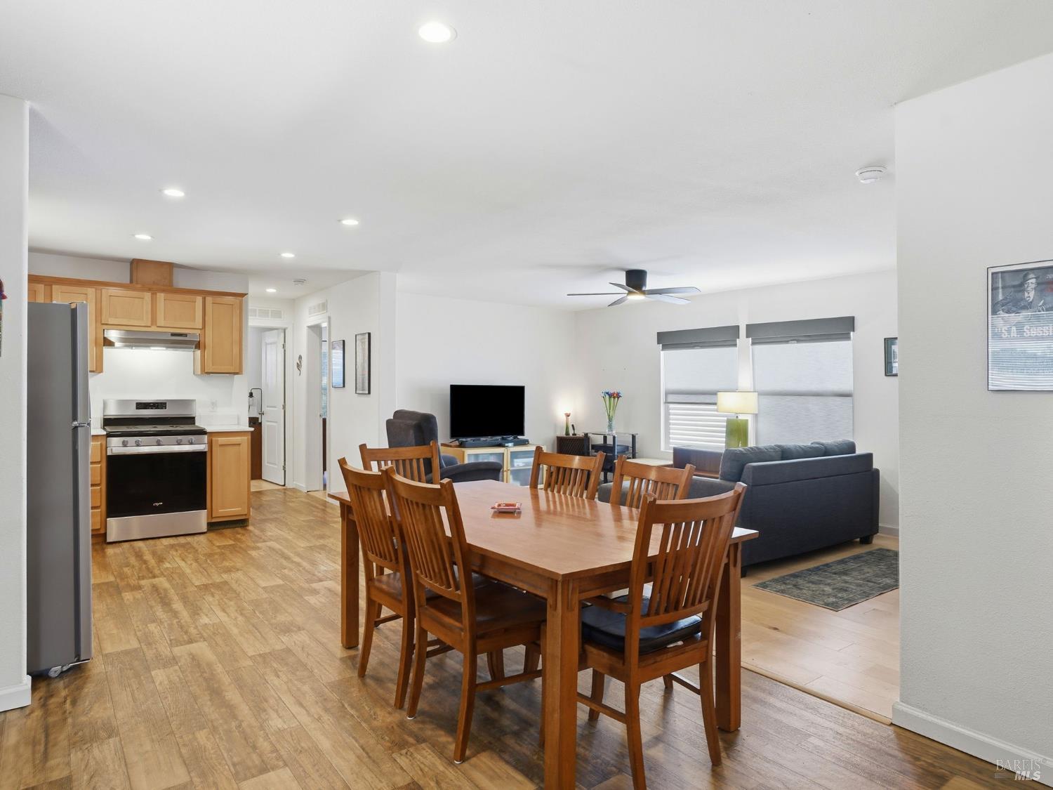 858 Mary Street Santa Rosa, CA 95403 - Photo 17 of 34