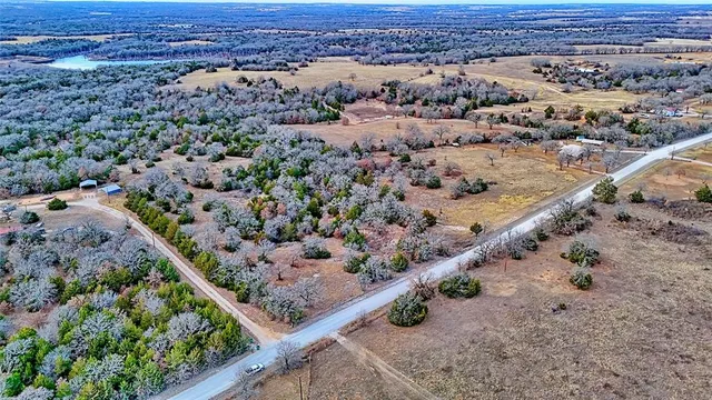 $549,999 | 584 West Alamo Road, Bowie, TX 76230