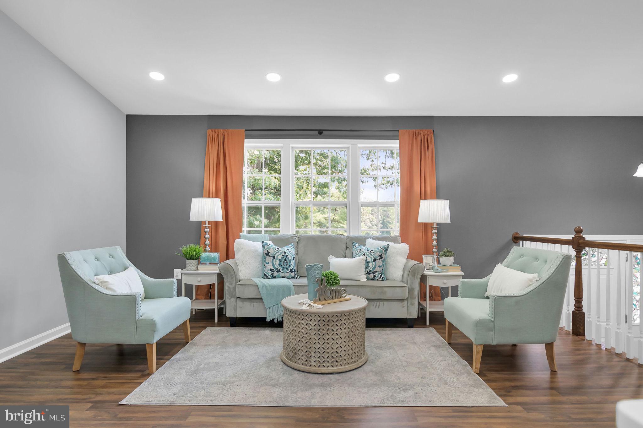 7612 Leeds Manor Road Marshall, VA 20115 - Photo 11 of 46 Living Room