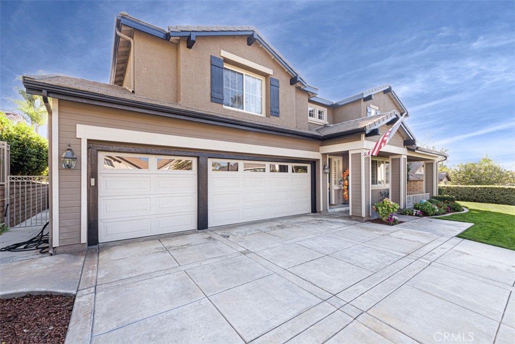 17722 Neff Ranch Road Yorba Linda, CA 92886 - Photo 35 of 63 a view of a house with a outdoor space