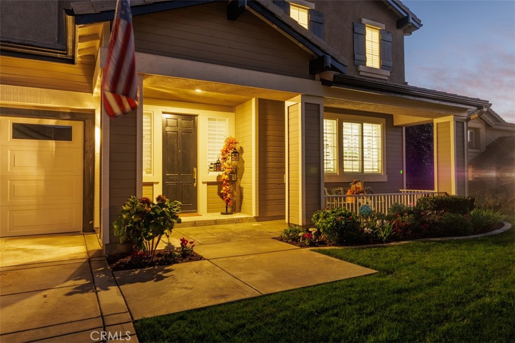 17722 Neff Ranch Road Yorba Linda, CA 92886 - Photo 45 of 63 a front view of a house having yard