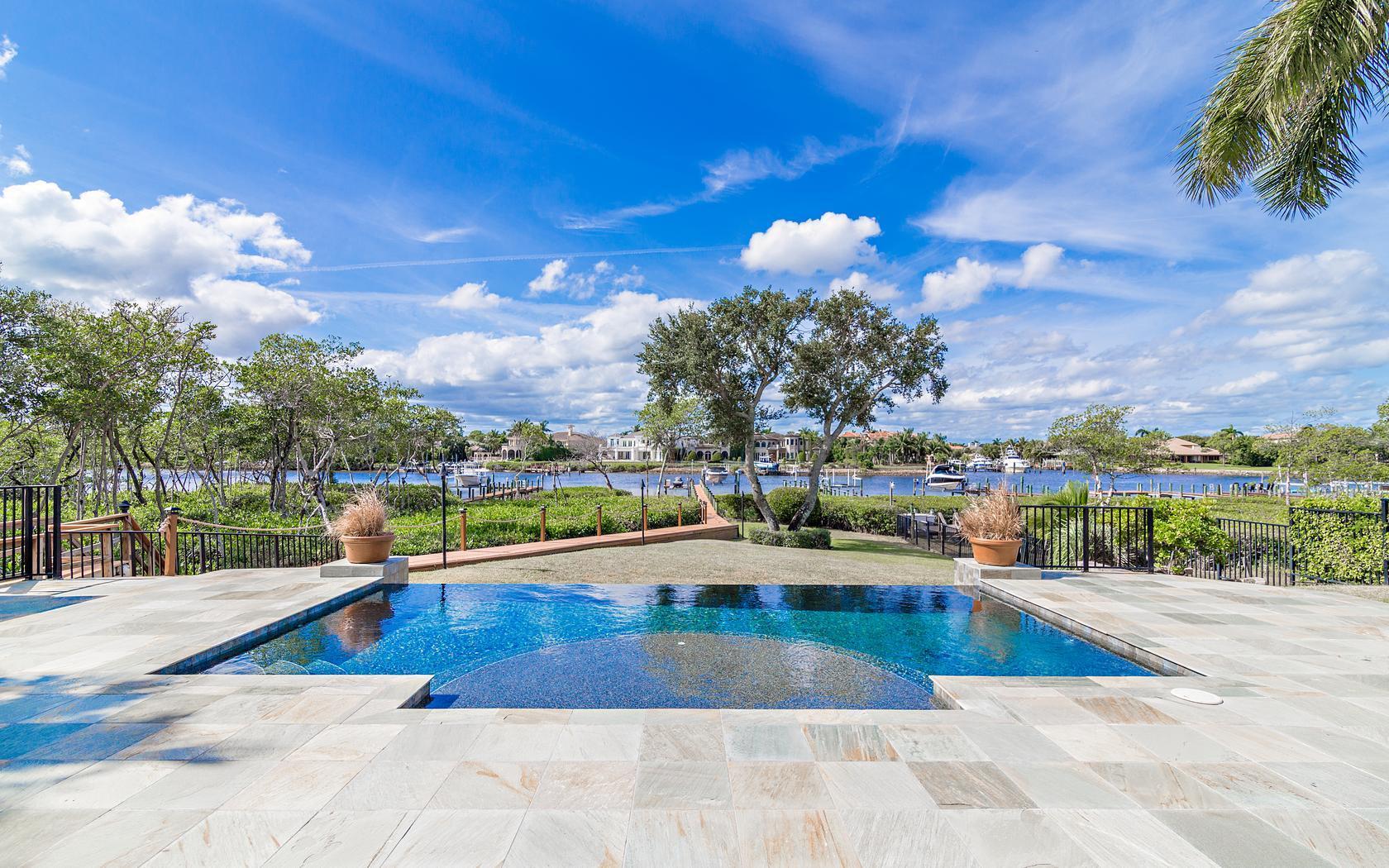 338 River Edge Road Jupiter, FL 33477 - Photo 31 of 31 Vanishing Edge Pool