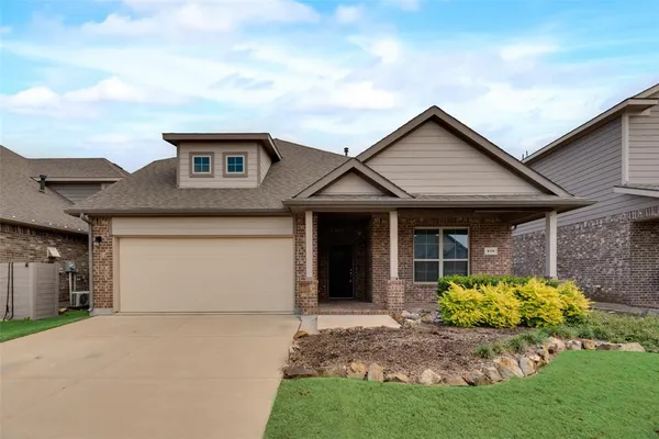 $3,195 | 916 Dove Cove, Argyle, TX 76226