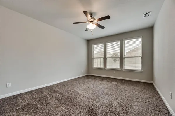 $3,195 | 916 Dove Cove, Argyle, TX 76226