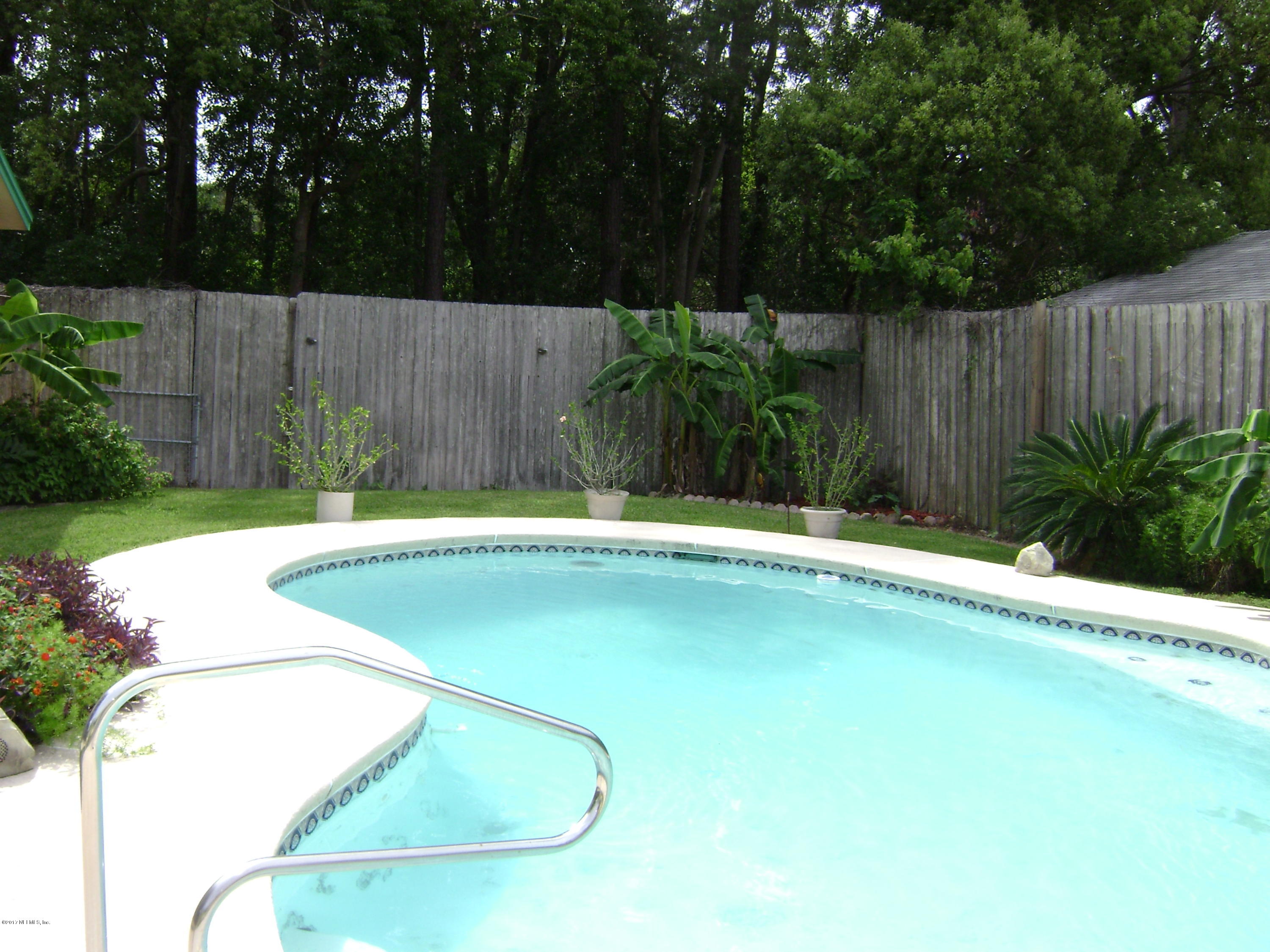 2011 E Road Jacksonville, FL 32216 - Photo 1 of 17 DSC01104