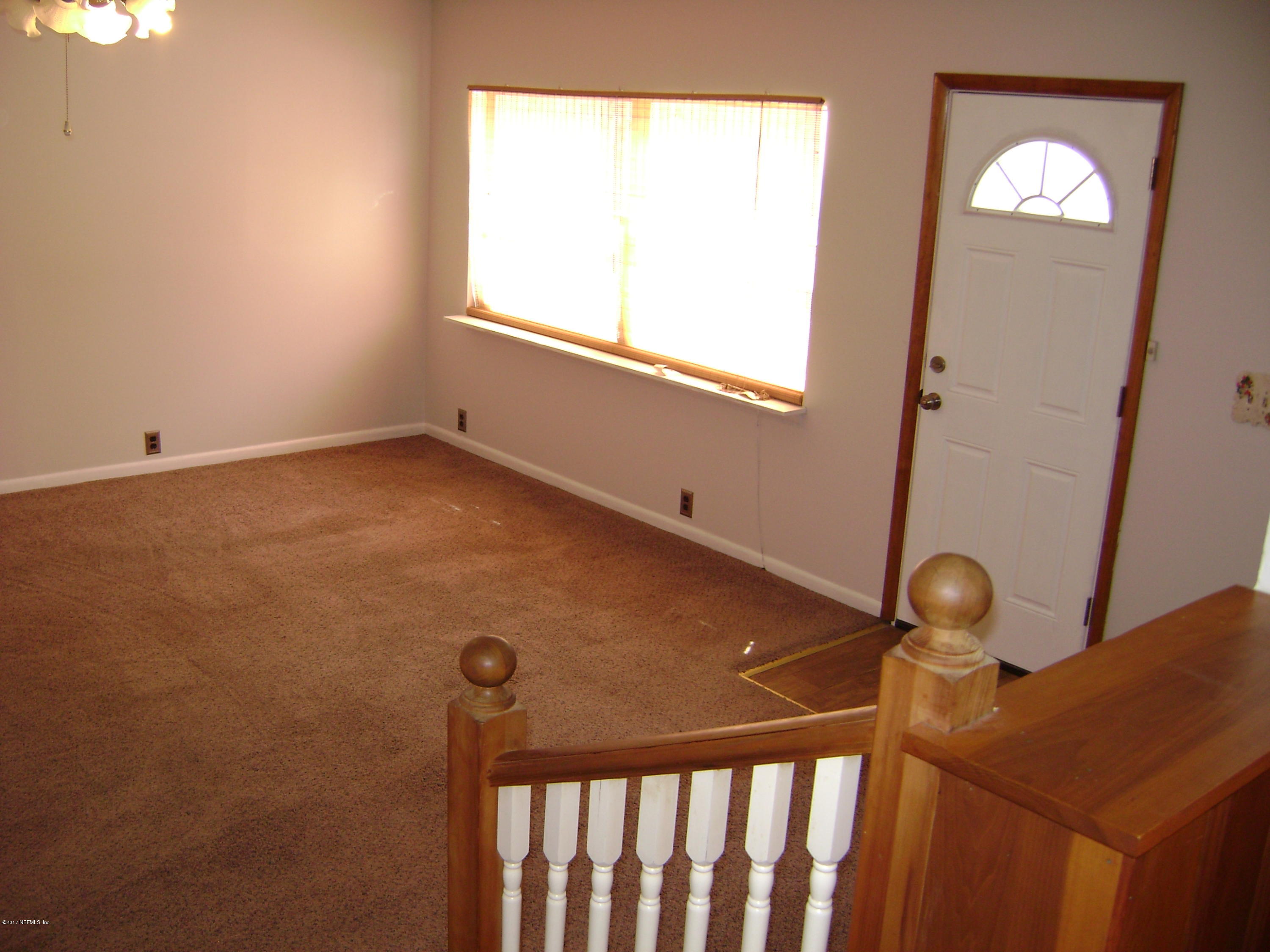 2011 E Road Jacksonville, FL 32216 - Photo 8 of 17 DSC01106